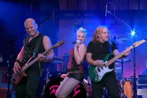 raise-your-glass-pink-tribute-band-live-in-concert-12-1